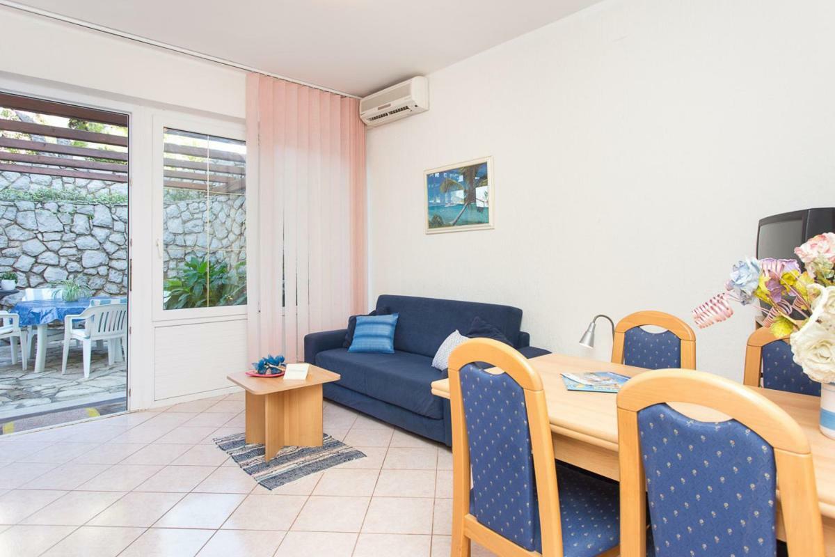 2-Bedroom Apartment 300M From Beach In פונאנט מראה חיצוני תמונה