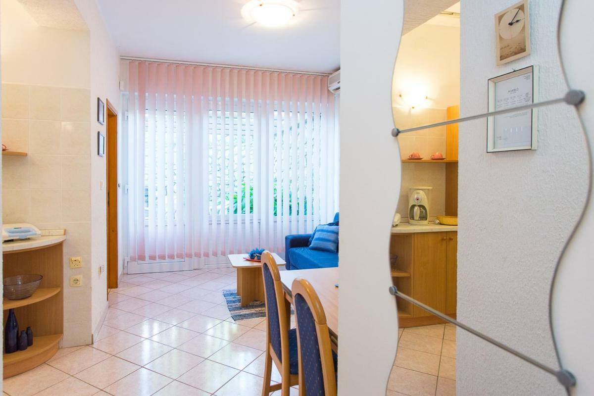 2-Bedroom Apartment 300M From Beach In פונאנט מראה חיצוני תמונה